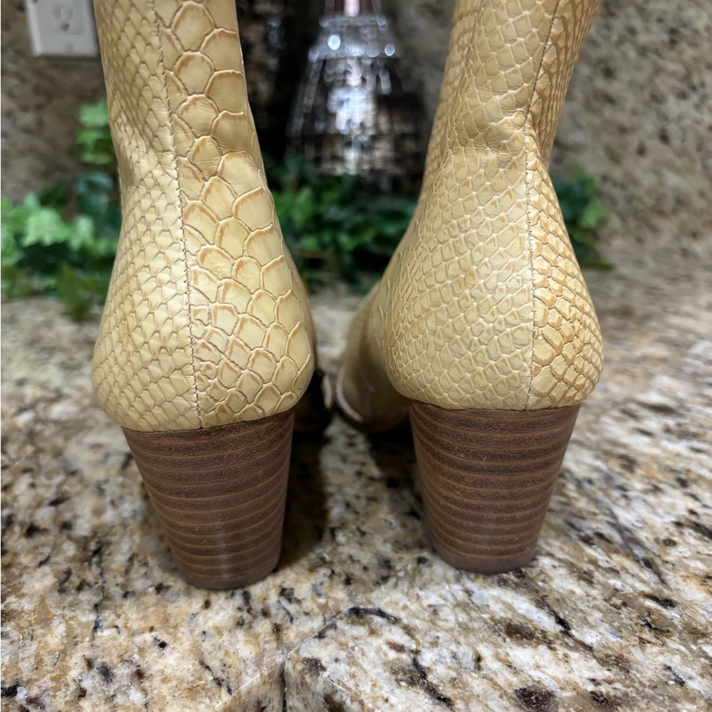 Arider Girl Danika faux snake skin ankle boots • Size 7M - Picture 6 of 7